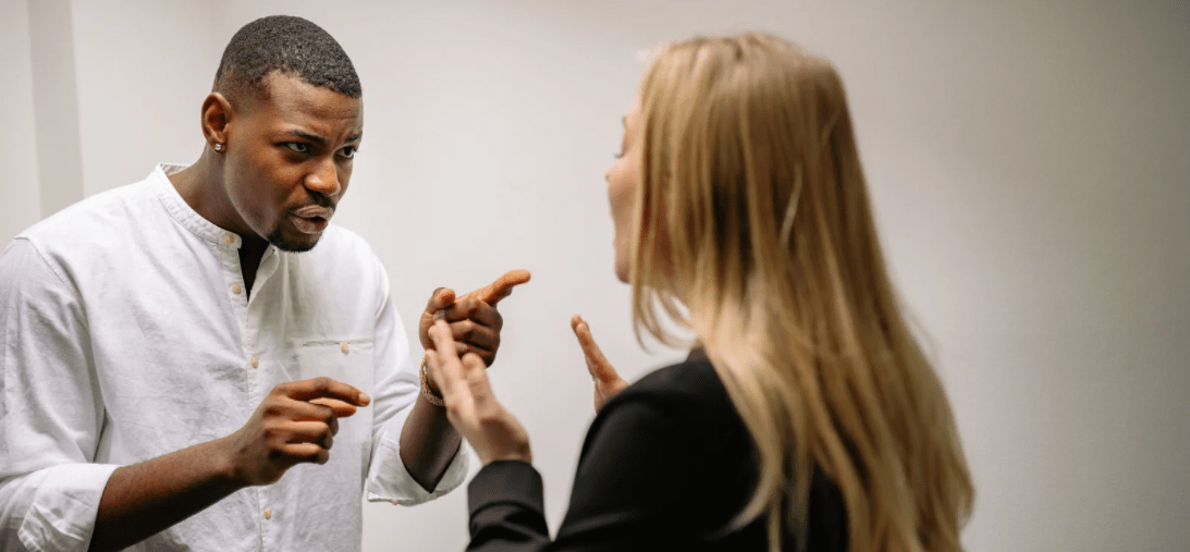 Πώς να μην κάνετε λάθος όταν επιλέγετε μια κλινική για οδοντικά εμφυτεύματα;